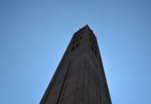 The Religious Sites and Walls at the Sixth Hill